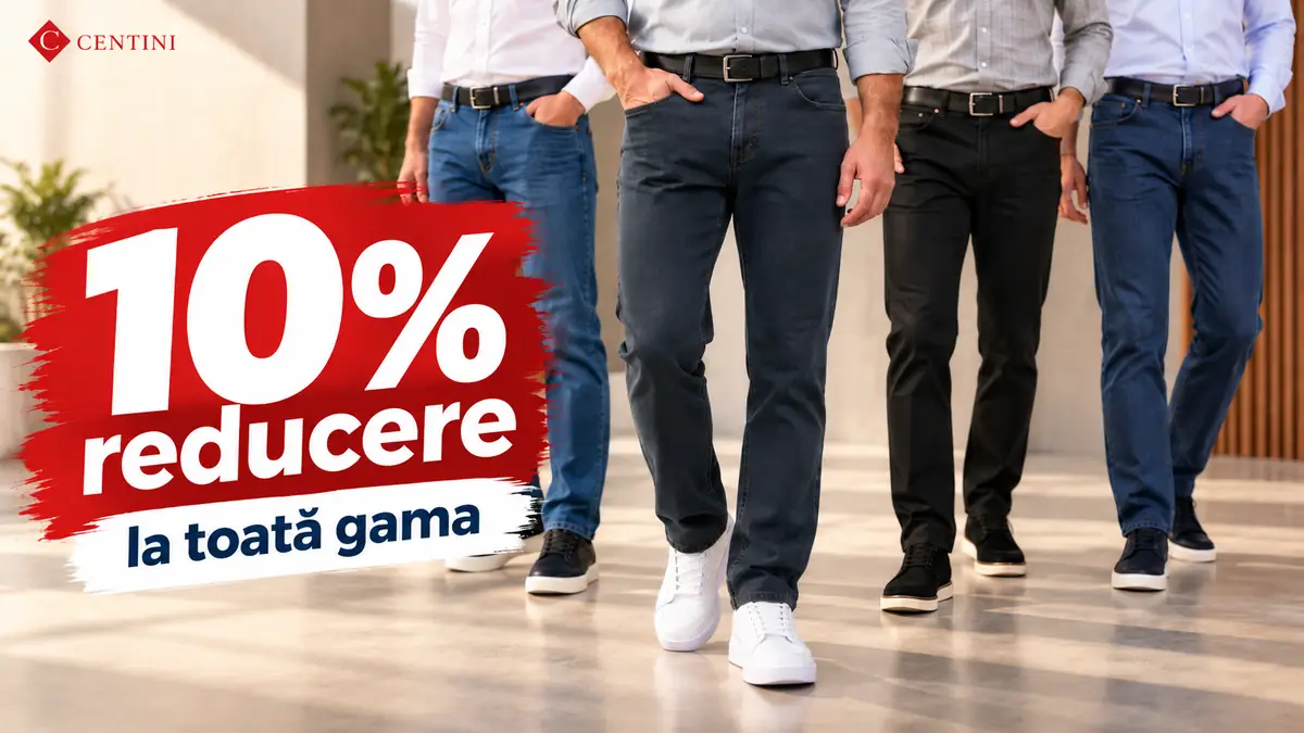 Banner Centini cu 10% reducere la toată gama și patru bărbați purtând blugi și pantaloni în culori diferite.