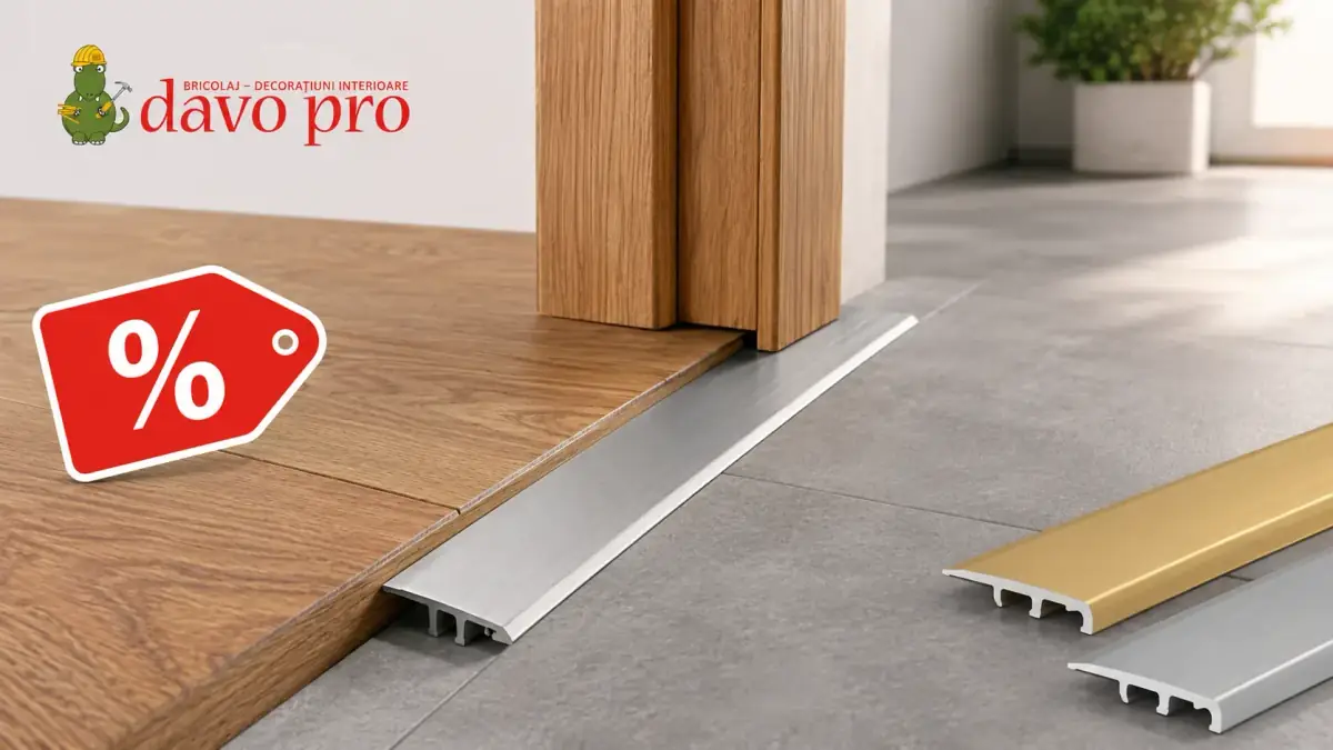 Profil de trecere la nivel din aluminiu Davo Pro, montat între parchet și gresie, prezentat într-un decor interior modern.