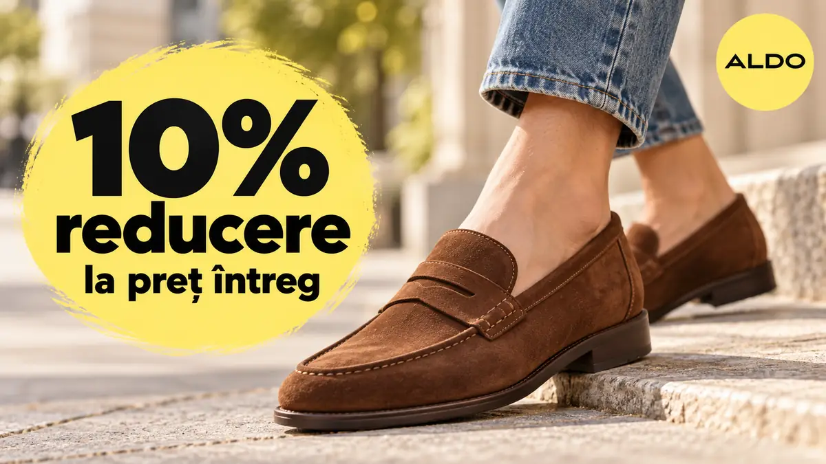 Pantofi maro din piele întoarsă, purtați cu blugi, logo ALDO și mesajul „10% reducere la preț întreg”.