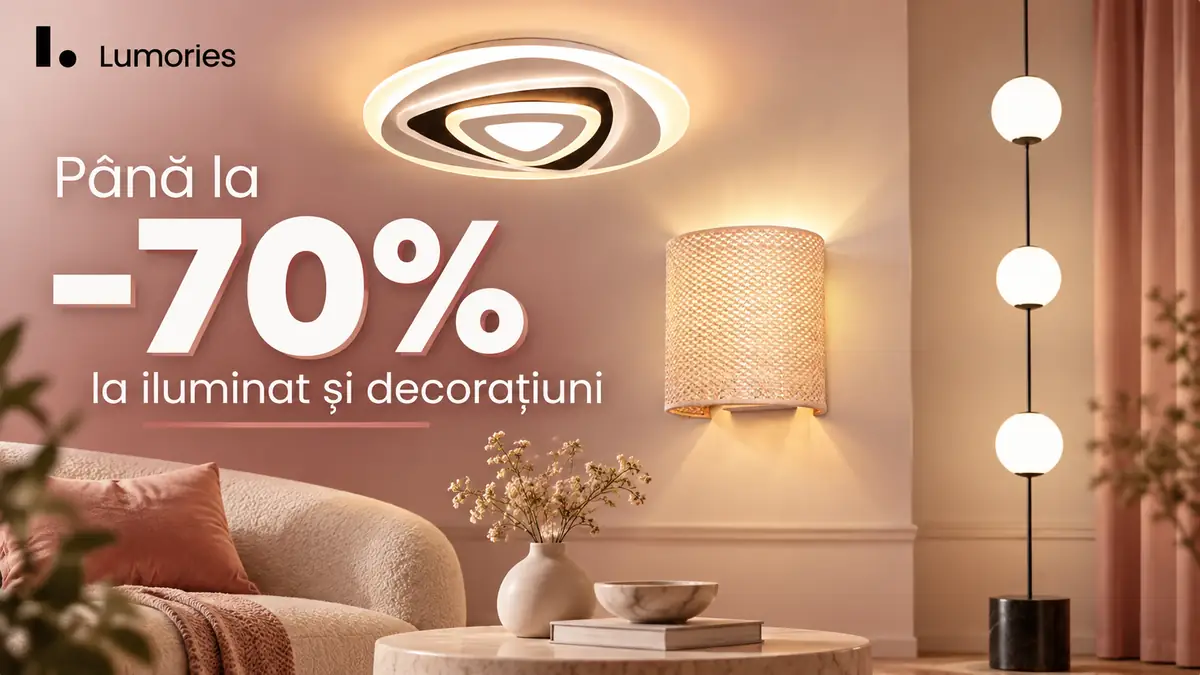 Interior elegant cu trei corpuri de iluminat aprinse și textul „Până la -70%”, alături de logo-ul Lumories.