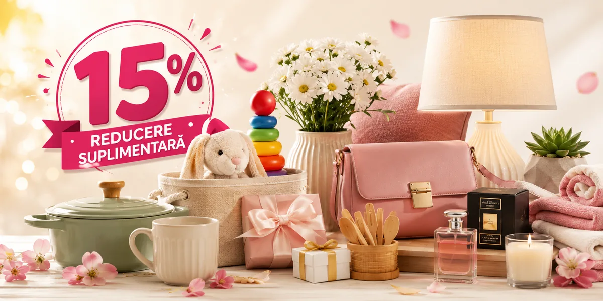 Banner promoțional cu reducere suplimentară de 15% la mii de produse, prezentând o selecție de articole pentru casă, cadouri, jucării și accesorii, inclusiv geantă, decorațiuni, veselă, lumânare și cutii cadou, într-un decor luminos și festiv.