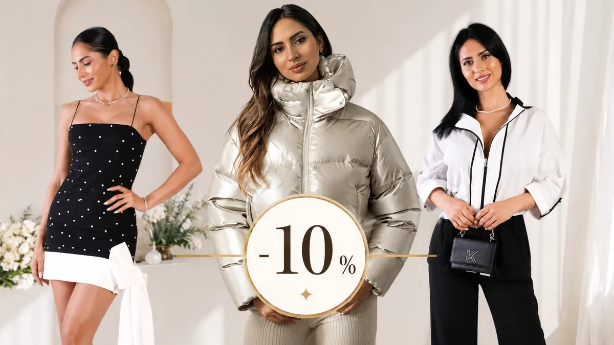 Trei modele prezintă ținute elegante și casual pentru femei, alături de un simbol central cu reducere de 10% la modă.