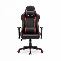 Scaun gaming ergonomic negru cu accente roșii, tip racing, cu tetieră, pernă lombară, cotiere reglabile și bază cu roți, prezentat pe fundal alb.