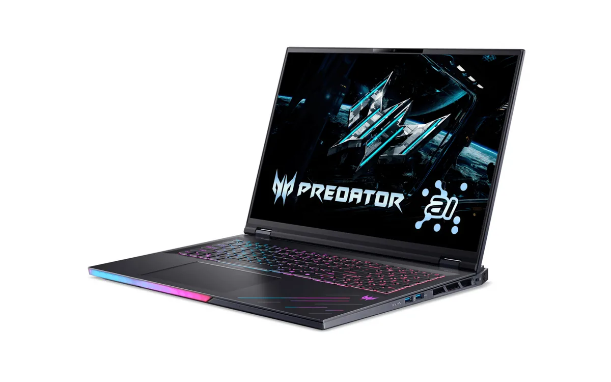Acer Predator Helios 18 AI PH18-73 32GB RAM 2TB SSD RTX 5080 Negru