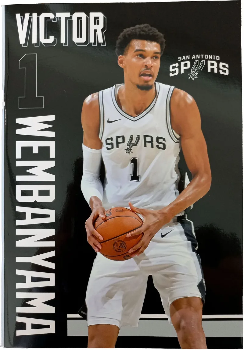 Caiet Back Me Up NBA Wembanyama B5 40 File Coperta Moale Cu Spira