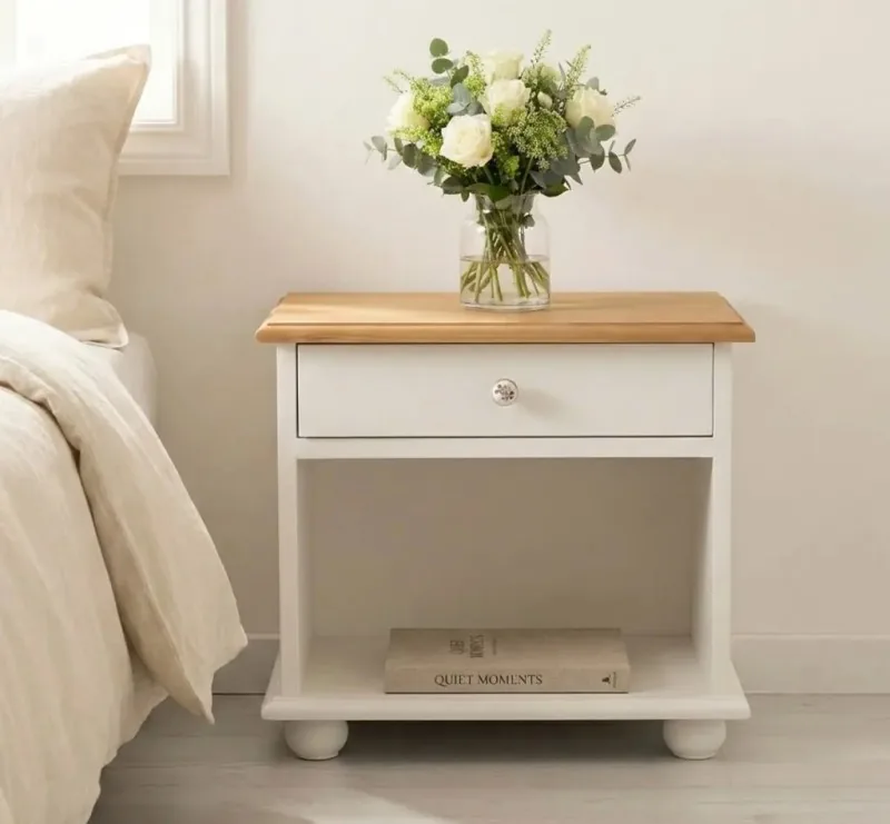 Noptiera Studio Szel 1 Sertar Si Spatiu Deschis Signal White Light Walnut Waxed