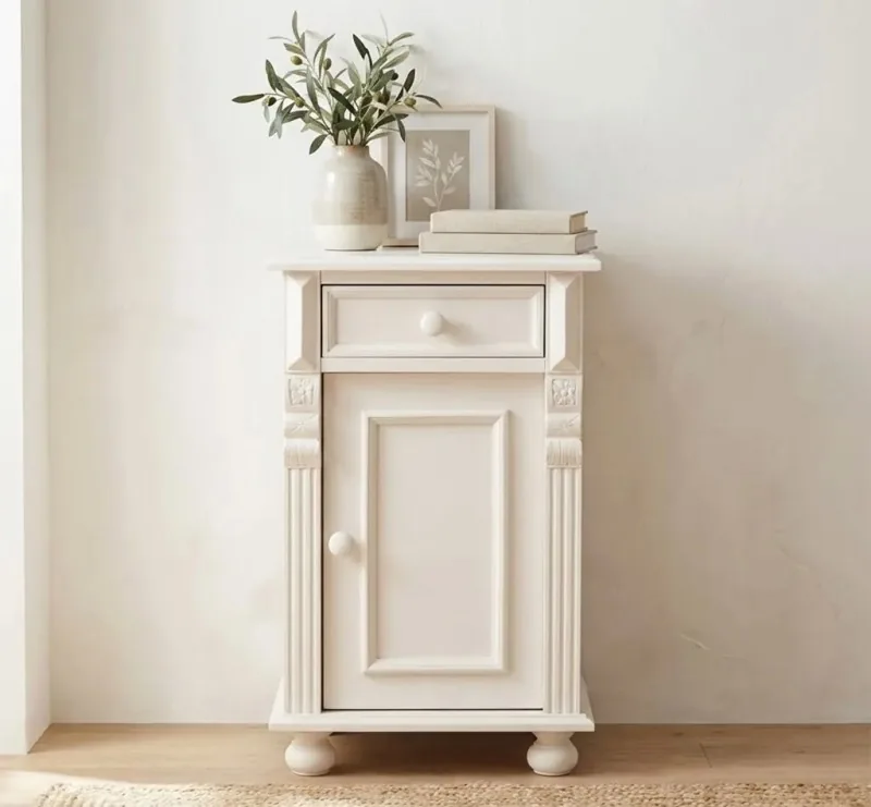 Noptiera Studio Szel Cu Ornamente 1 Usa 1 Sertar Cream Antic