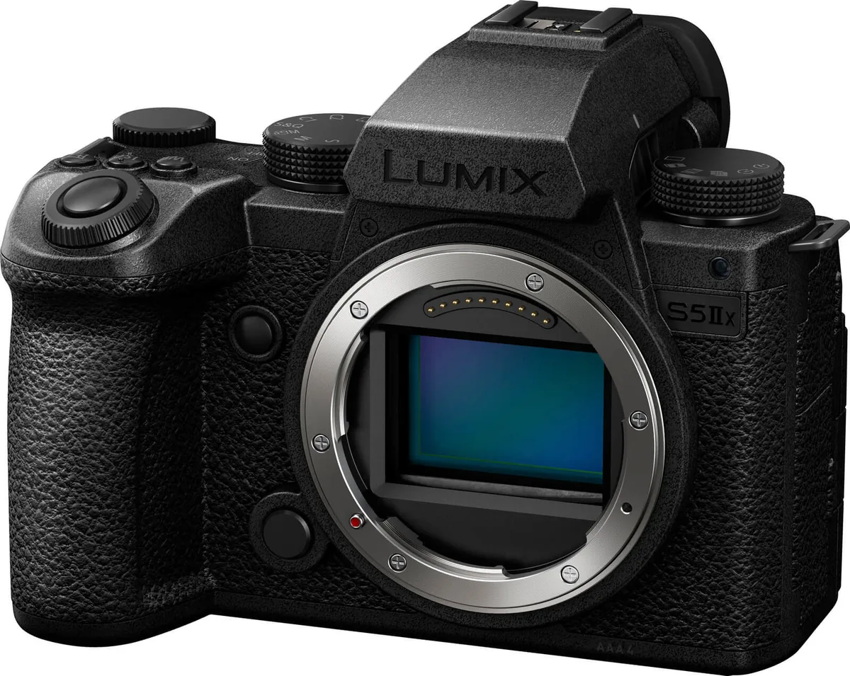 Panasonic Lumix S5 IIX Body