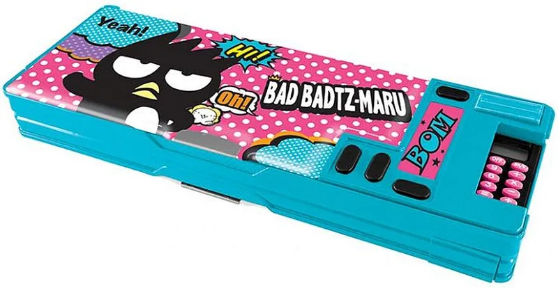 Penar Graffiti Retro Bad Badtz-Maru cu Calculator