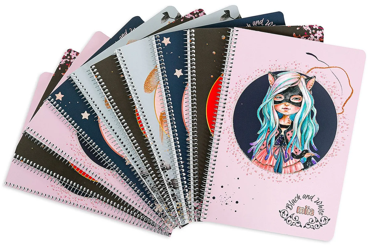 Set de 10 Caiete Black&White Miia A5 60 Foi Linii Late Sortiment