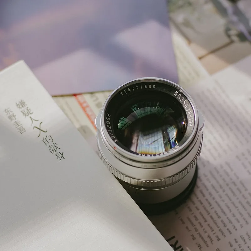 TTArtisan 50mm F1.2 APS-C Sony E Argintiu Focalizare Manuala