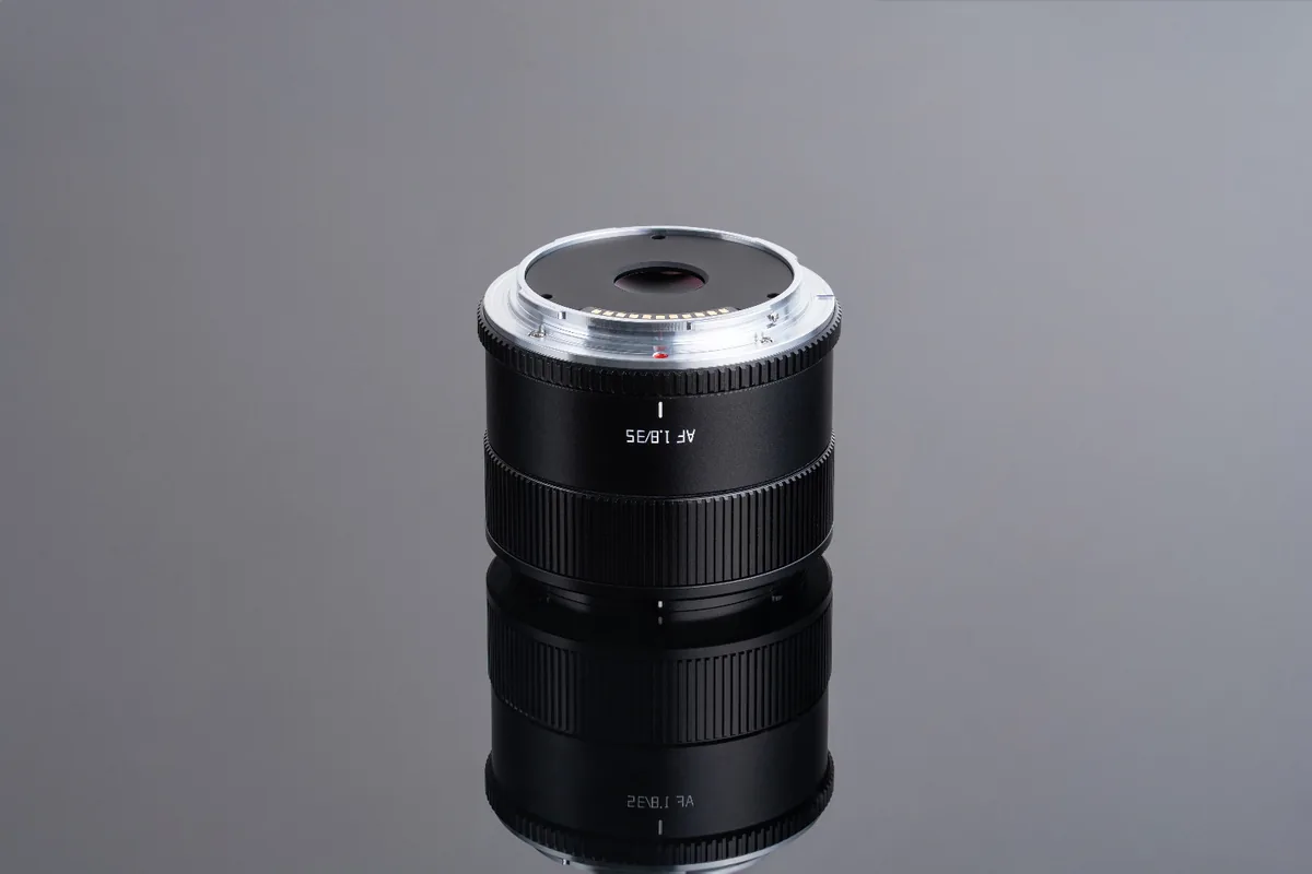 TTArtisan APS-C AF 35mm F1.8 II Nikon Z Negru - imagine 3